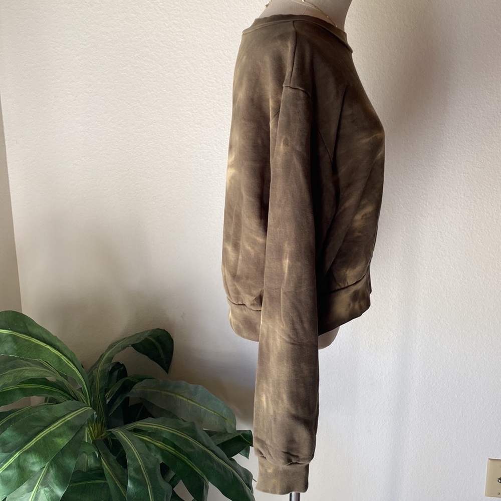 Olive Tie Dye Crop Sweatshirt Large New! - Picture 6 of 14